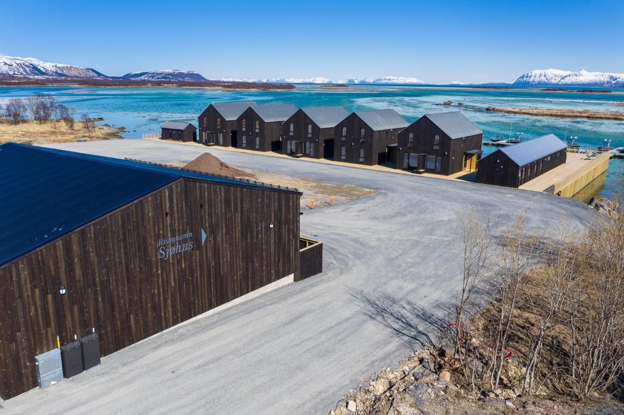 Risoyhamn Sjohus As Apartamento Exterior foto