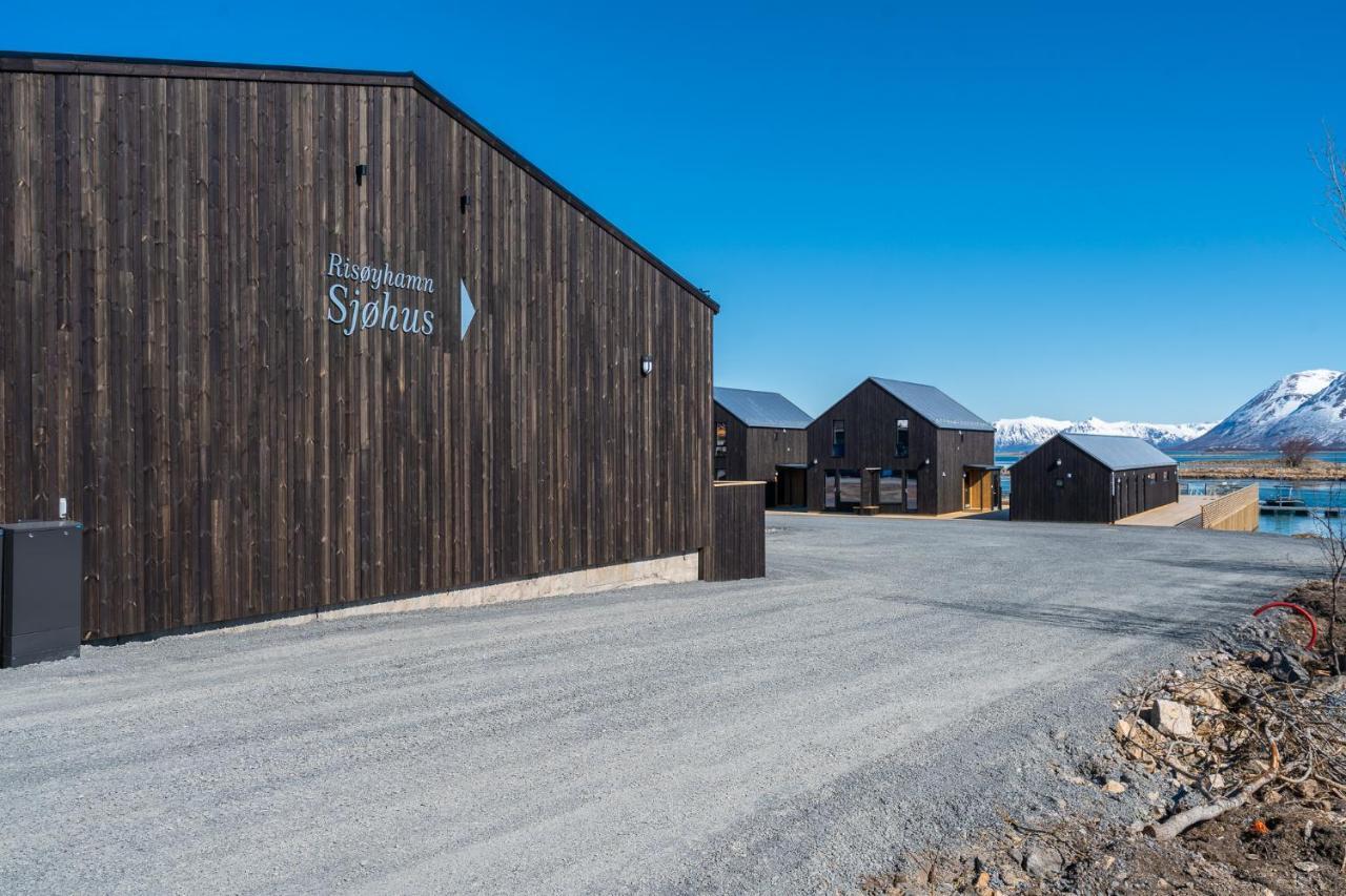 Risoyhamn Sjohus As Apartamento Exterior foto